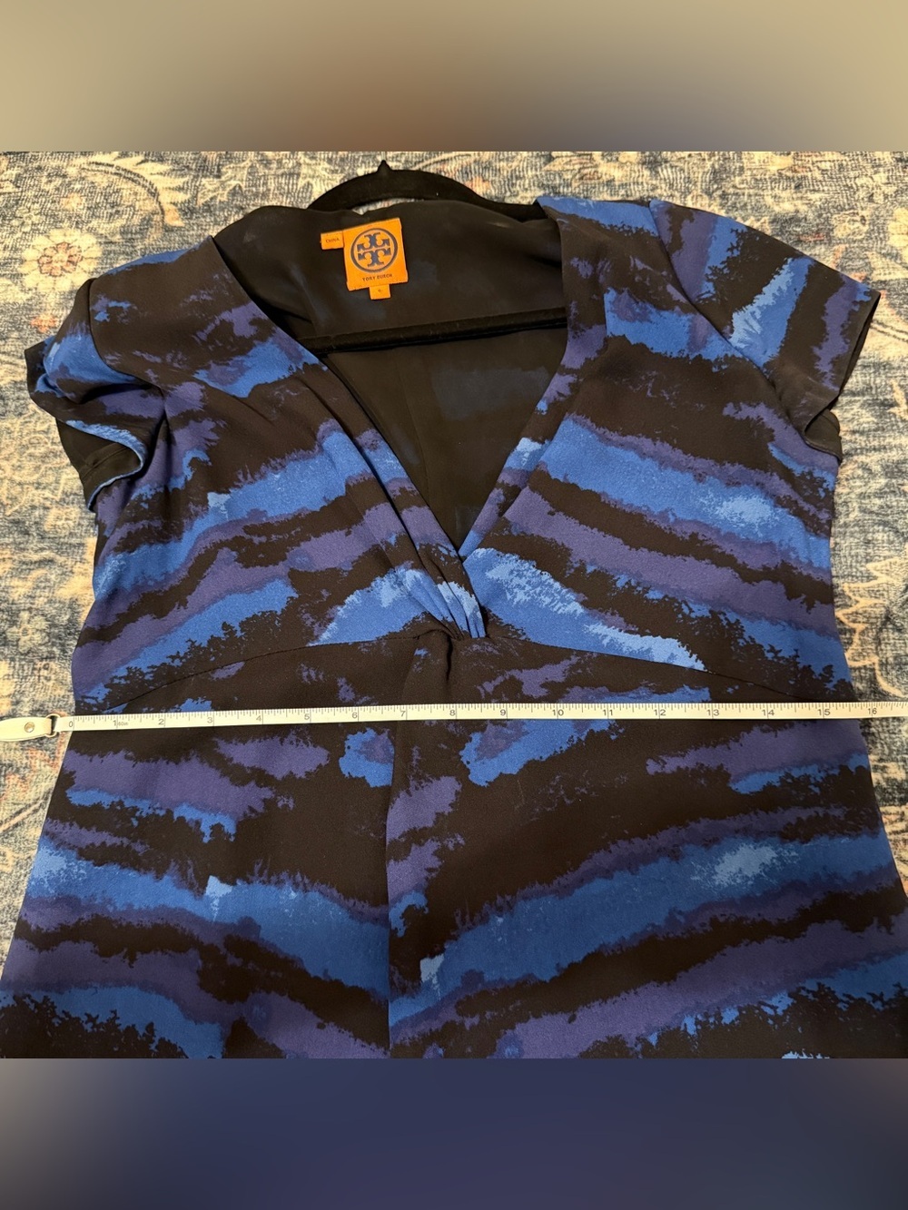 Tory Burch| 100% Silk Blue Black Abstract Print V Neck Cocktail Dress Size 6 - Picture 6 of 8